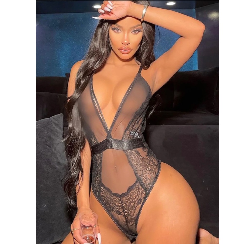 Fashion Nova BRAND NEW black teddy bodysuit! Still in package w/tag!